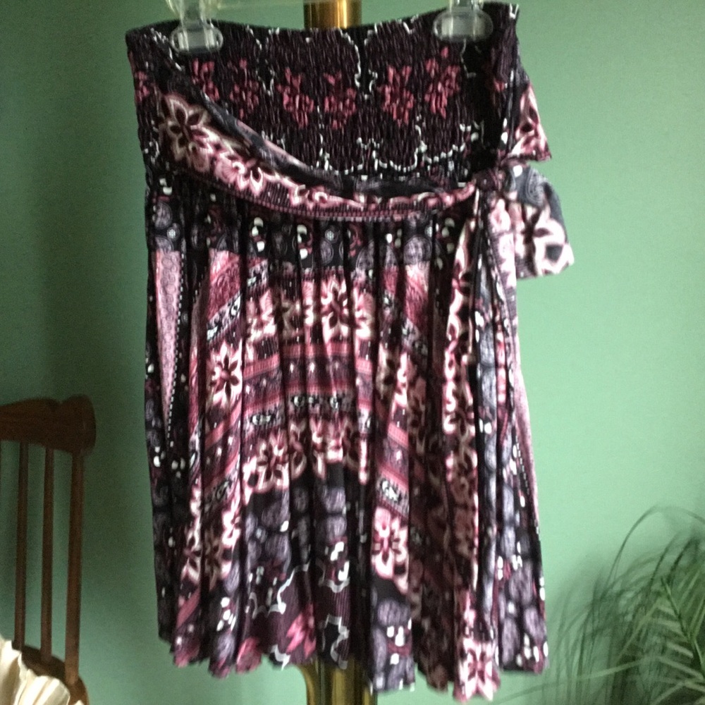 Black & Plum Cotton Elastic Waist Skirt - Size S - EUC